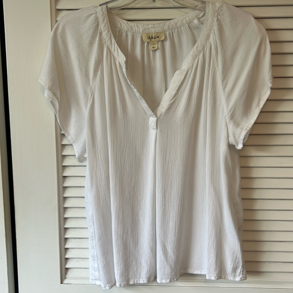 Crinkle gauze split vneck flutter sleeve bright white blouse - only worn once